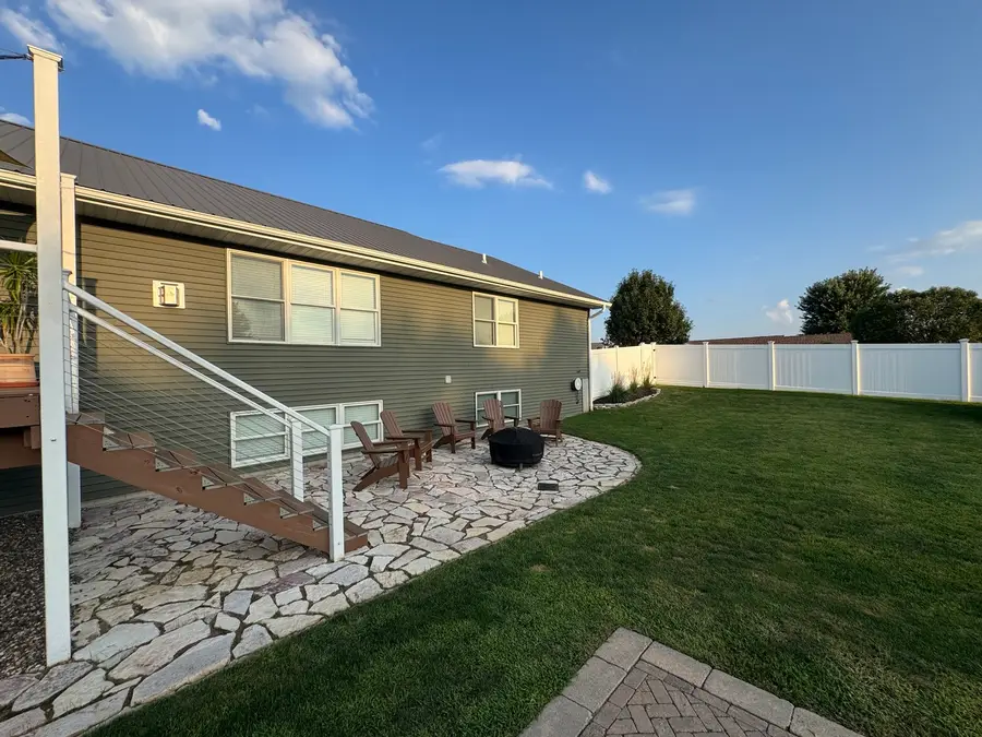 500 River King Road, Clinton, IA 52732 - #2