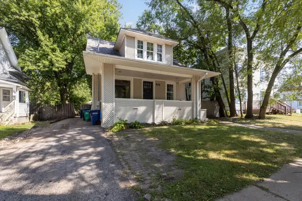 532 N 7th Street, DeKalb, IL 60115