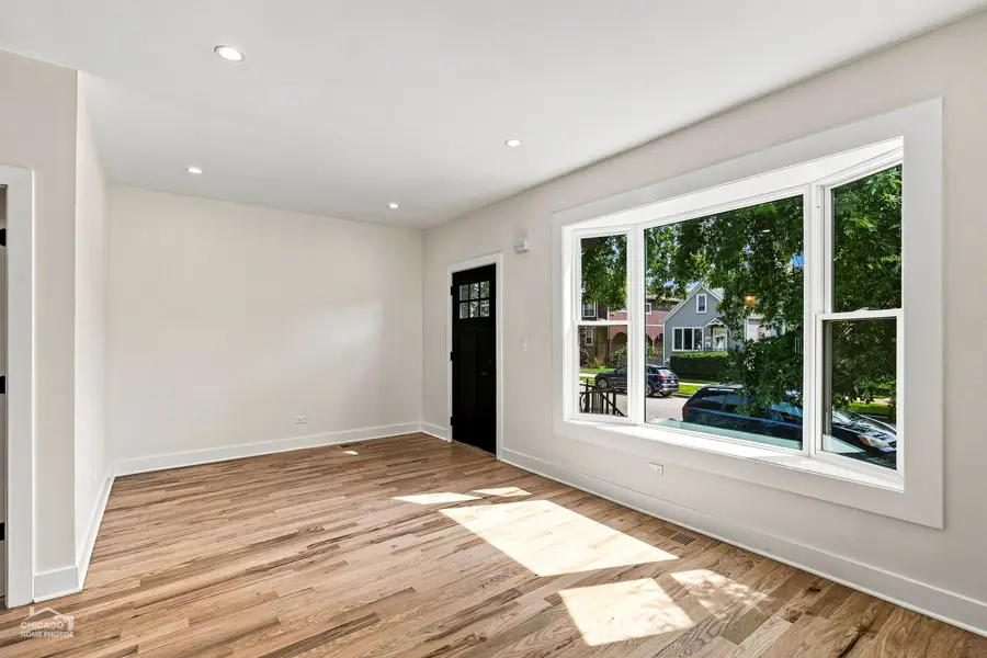 5722 W Grover Street, Chicago, IL 60630 - #2