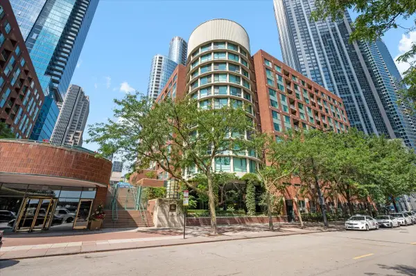 480 N Mcclurg Court #1109, Chicago, IL 60611