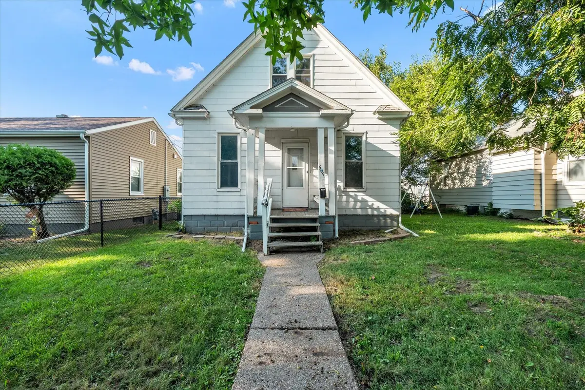 509 19th Avenue, Rock Island, IL 61201 - #1
