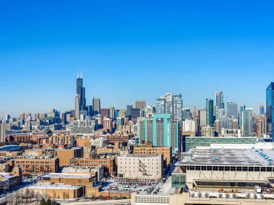 2605 S Indiana Avenue #2304, Chicago, IL 60616 - #3