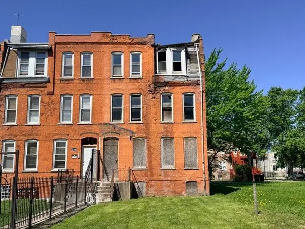 10506 S Maryland Avenue, Chicago, IL 60628