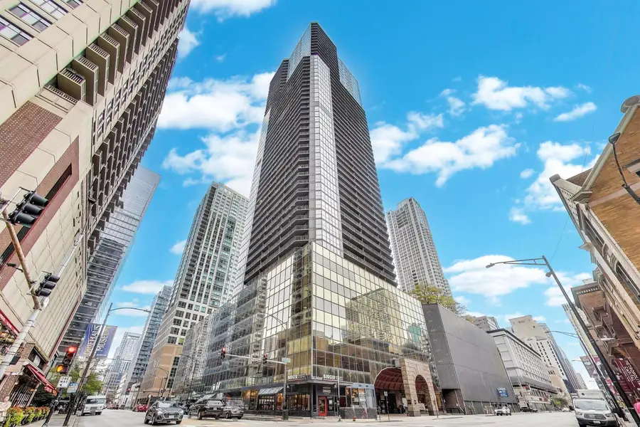 10 E Ontario Street #1303, Chicago, IL 60611 - #3