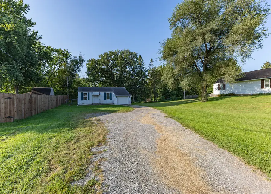 408 10th Avenue, Colona, IL 61241 - #3