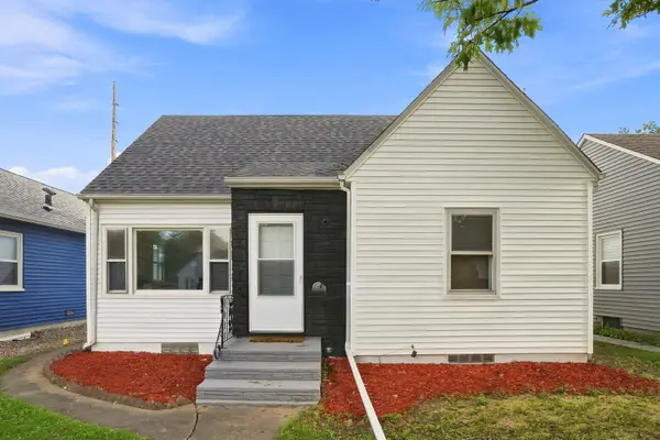 405 27th Avenue, Moline, IL 61265