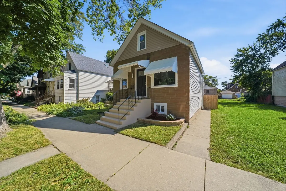 10825 S Avenue H, Chicago, IL 60617 - #1