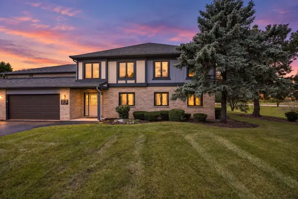 2741 Harbor Drive #2741, Joliet, IL 60431