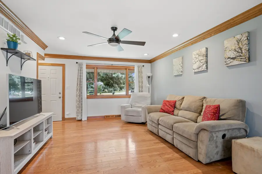 956 Bryn Mawr Avenue, Bartlett, IL 60103 - #3