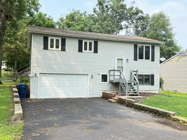 8910 Memory Trail, Wonder Lake, IL 60097