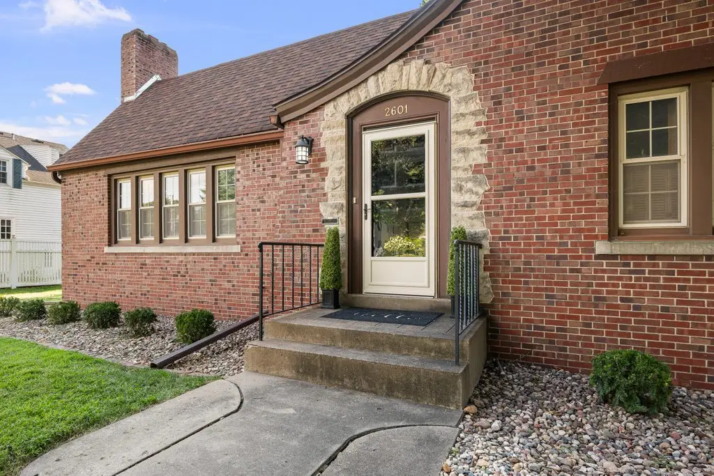 2601 12th Street, Moline, IL 61265 - #1
