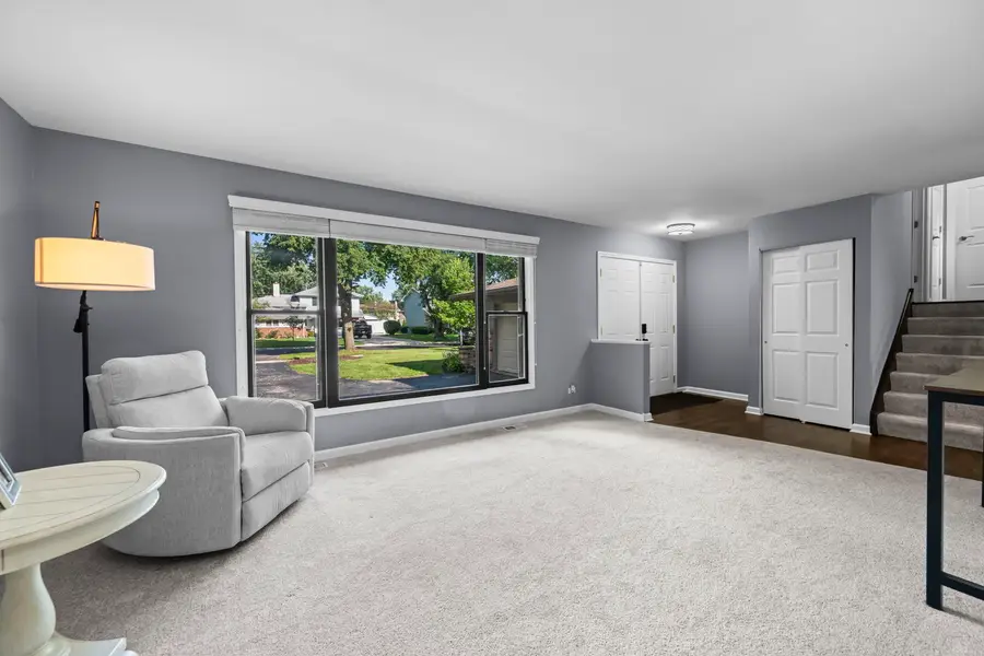 1292 N Linden Avenue, Palatine, IL 60074 - #2
