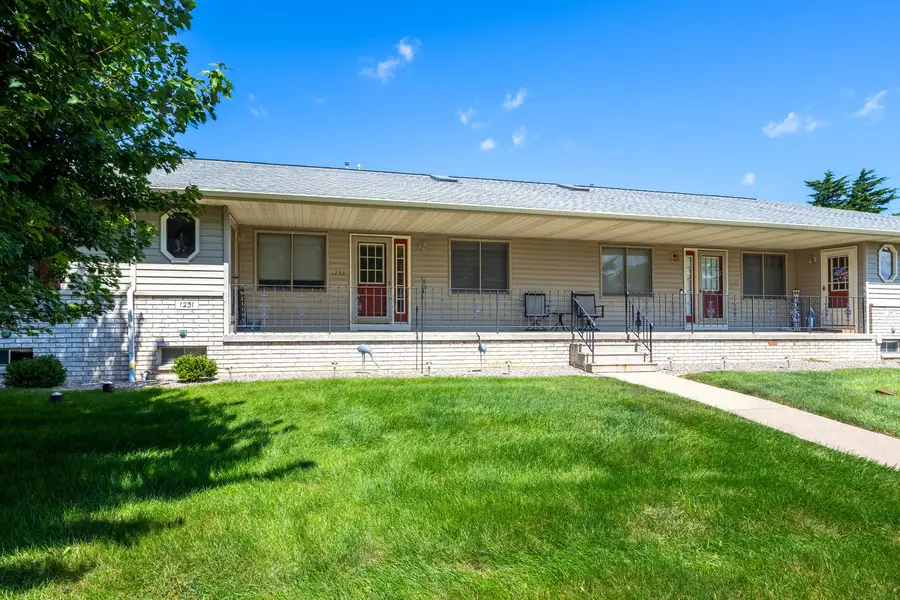 1233 47th Ave Court #16, East Moline, IL 61244 - #3