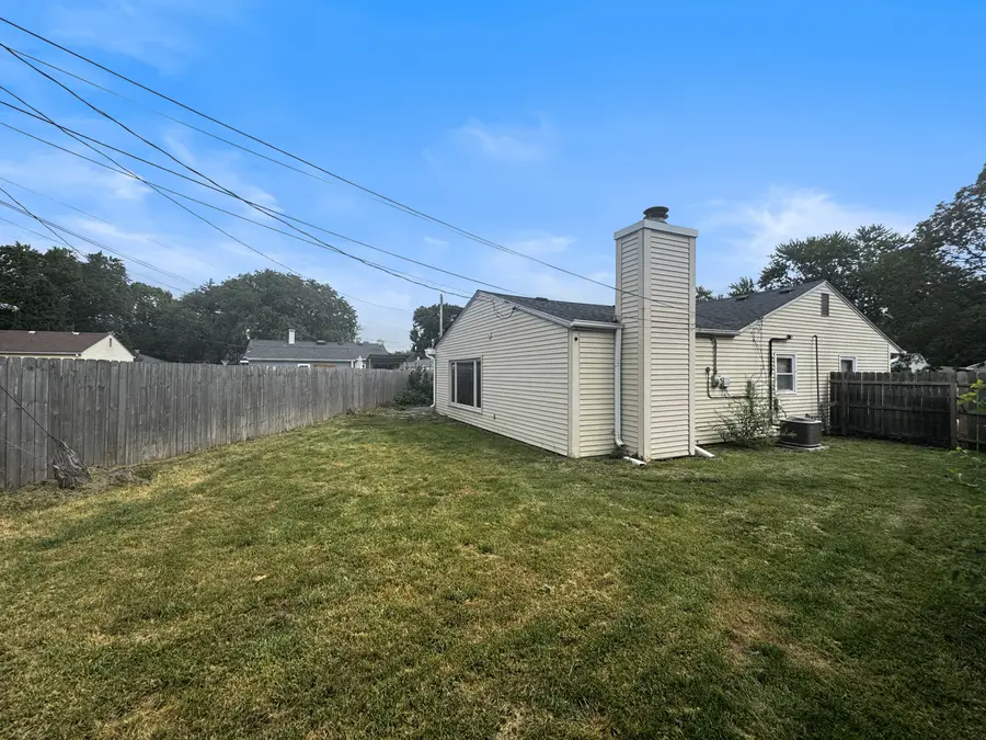 106 Buell Court, Aurora, IL 60506 - #2