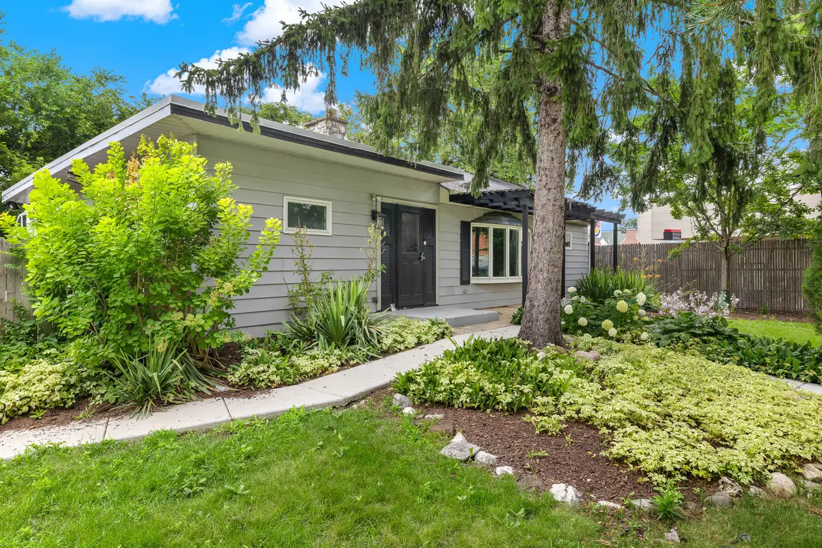 268 N Bonnie Brae Avenue, Elmhurst, IL 60126 - #1
