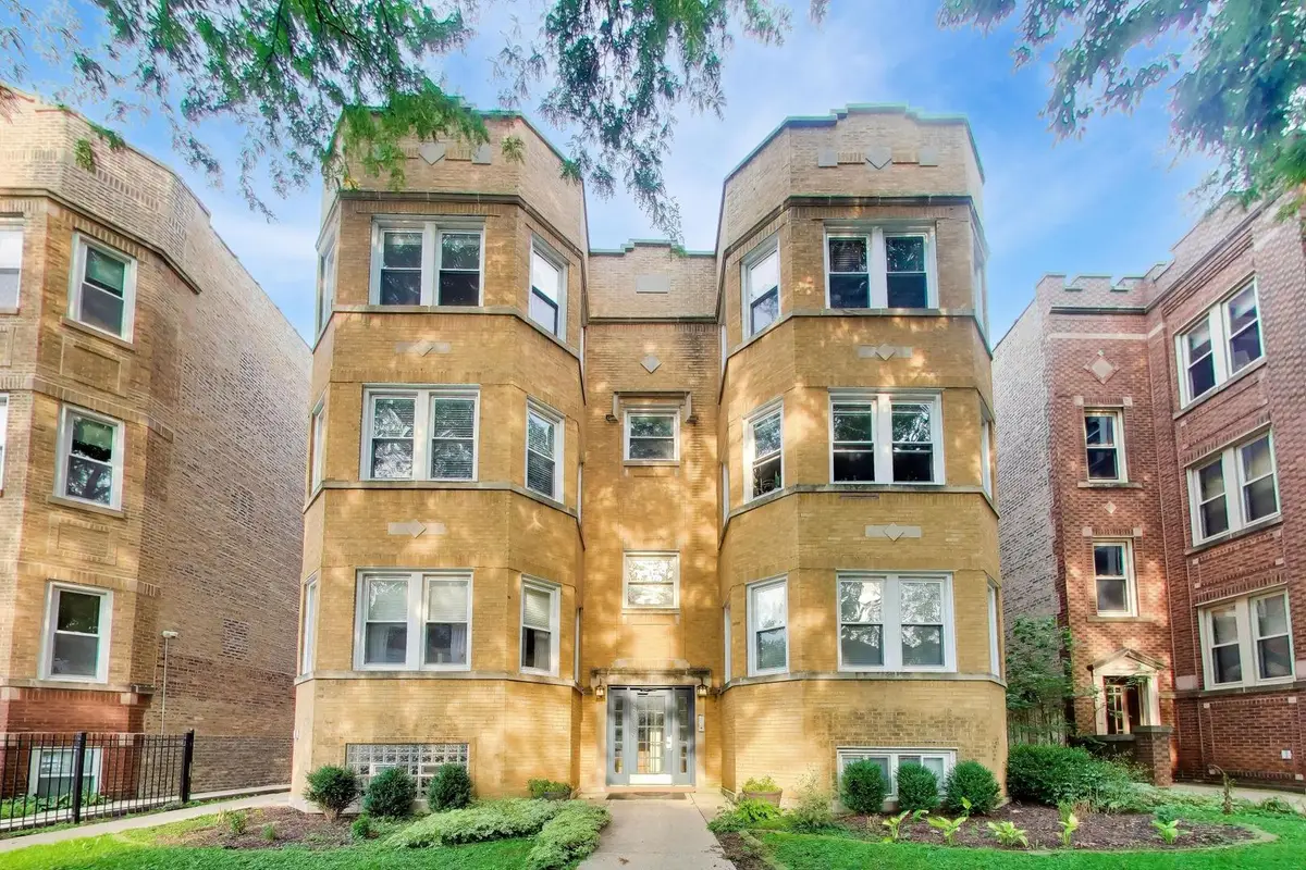 4253 N Mozart Street #3N, Chicago, IL 60618 - #1