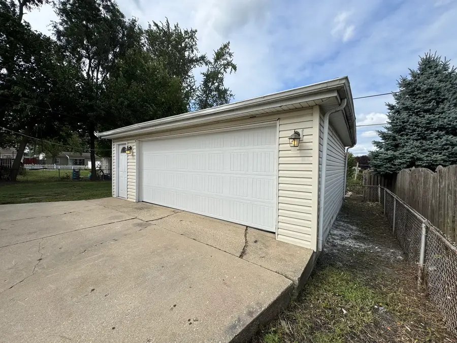 422 Haller Avenue, Romeoville, IL 60446 - #2