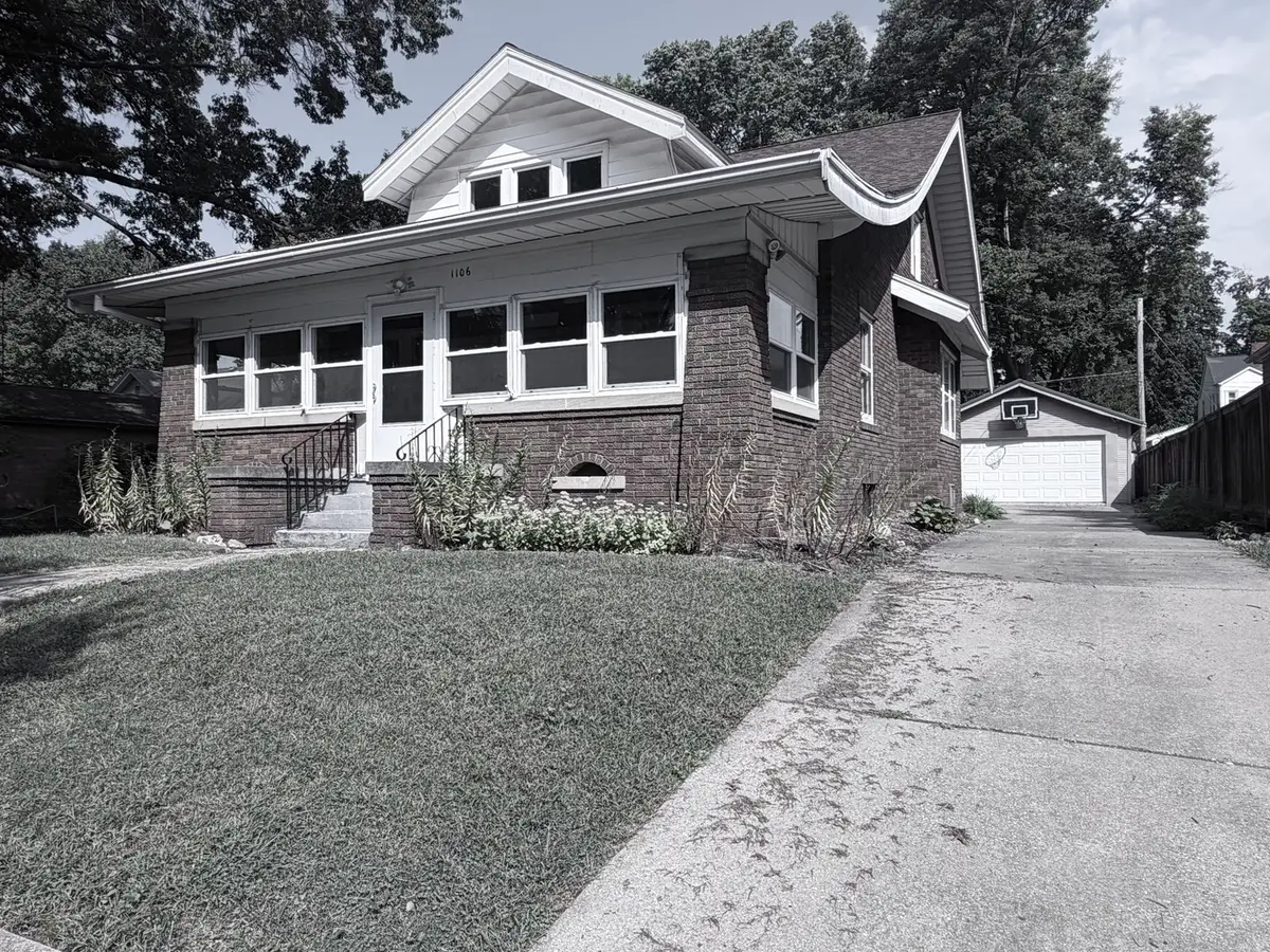 1106 E Olive Street E, Bloomington, IL 61701 - #1