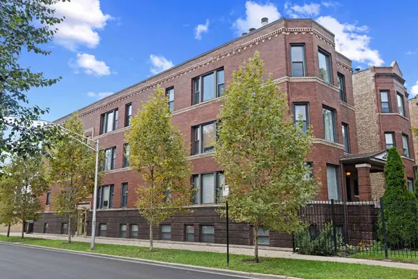2148 N Sawyer Avenue #2S, Chicago, IL 60647
