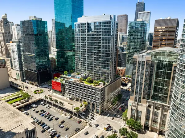 240 E Illinois Street #1802, Chicago, IL 60611