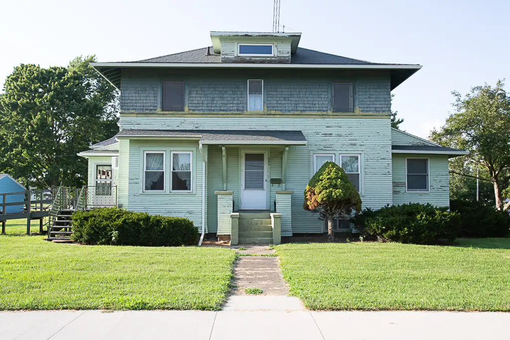 309 Lincoln Street, Chenoa, IL 61726 - #1