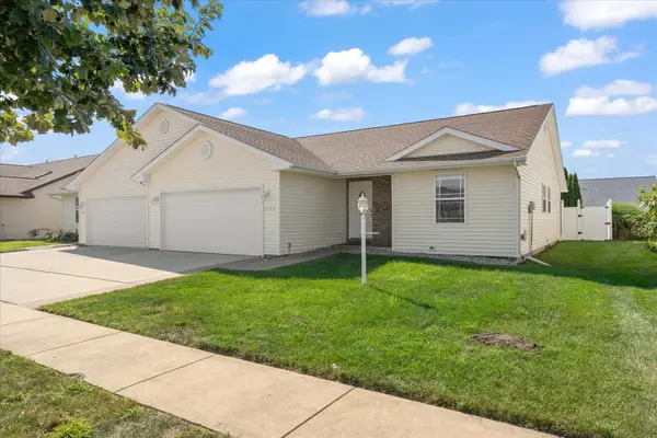 1701 E Lexington Drive, Urbana, IL 61802