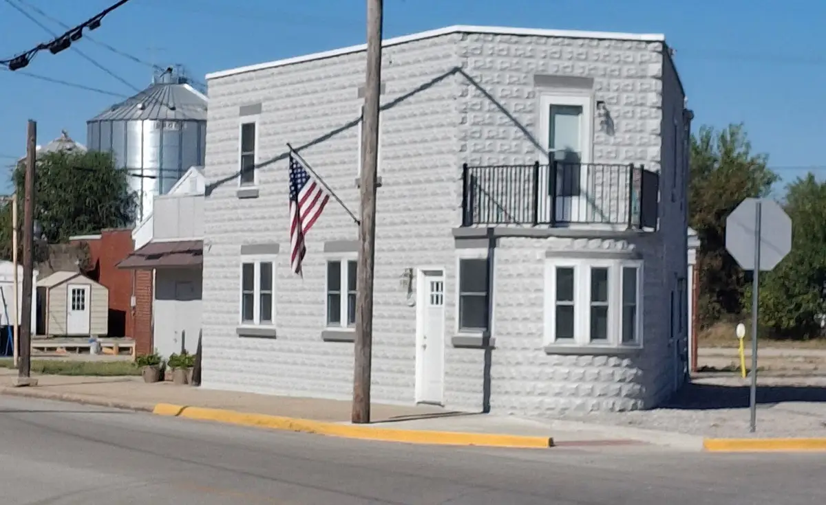 225 Main Street S, Clay City, IL 62824 - #1