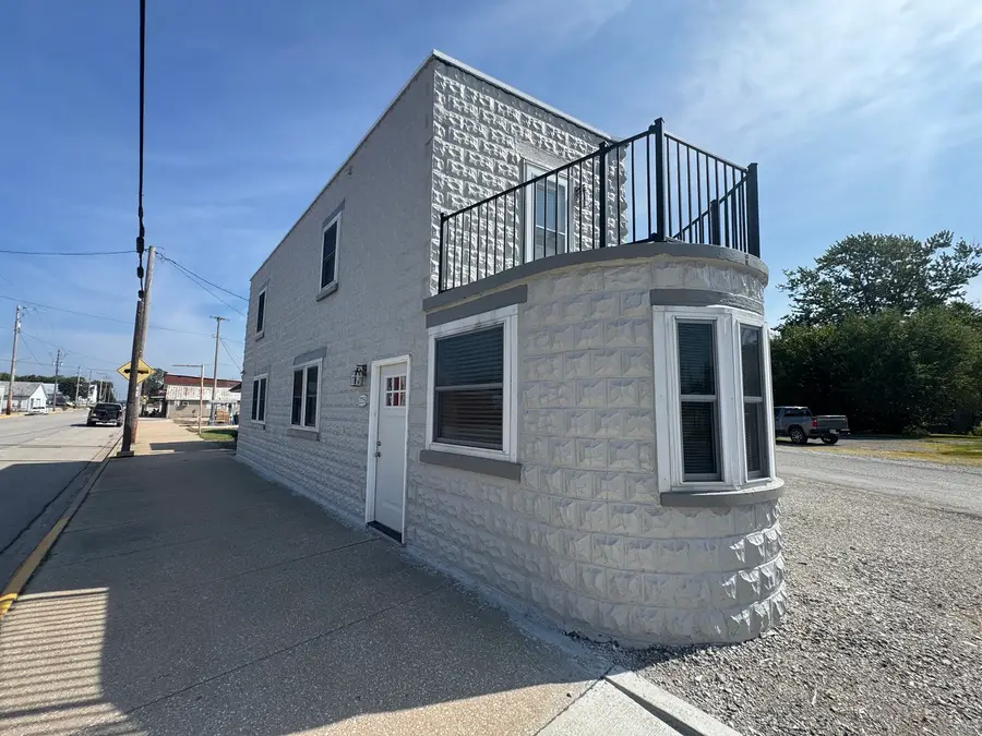 225 Main Street S, Clay City, IL 62824 - #3