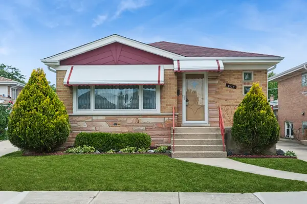 4525 N Pontiac Avenue N, Norridge, IL 60706