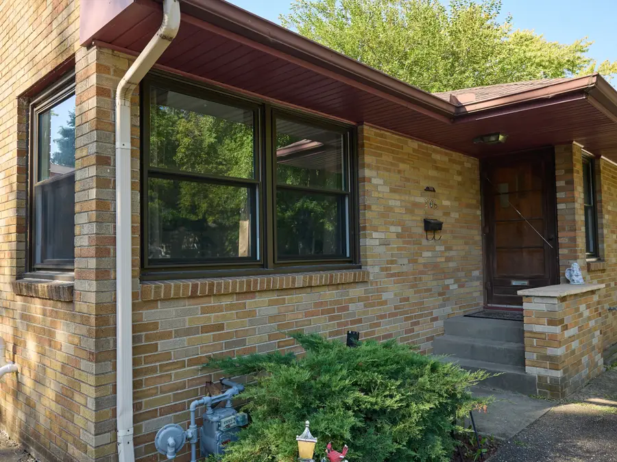 306 Shooting Park Road, Peru, IL 61354 - #2