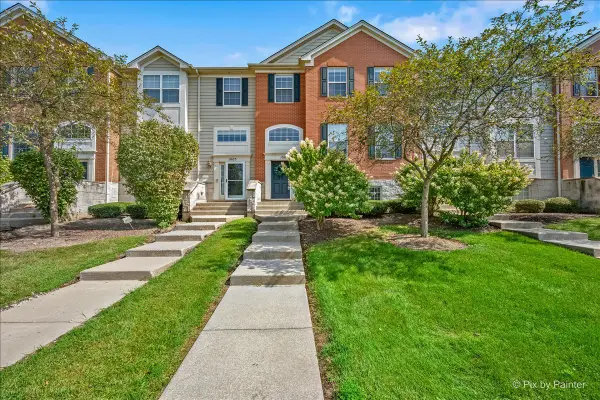 1005 Alberta Road, Elgin, IL 60124