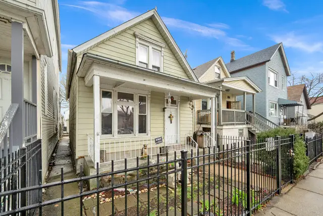4208 S Artesian Avenue, Chicago, IL 60632 - #2