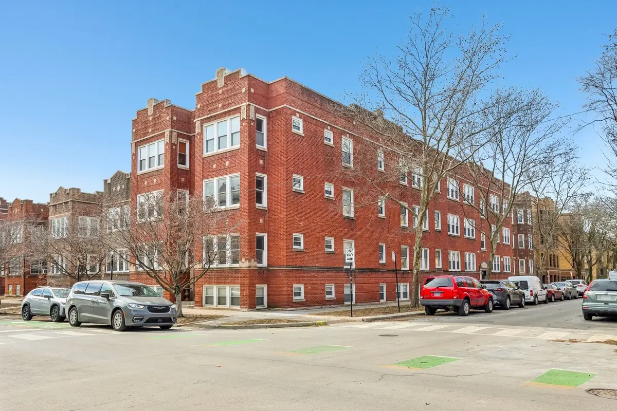 2609 W Gunnison Street #3, Chicago, IL 60625 - #1