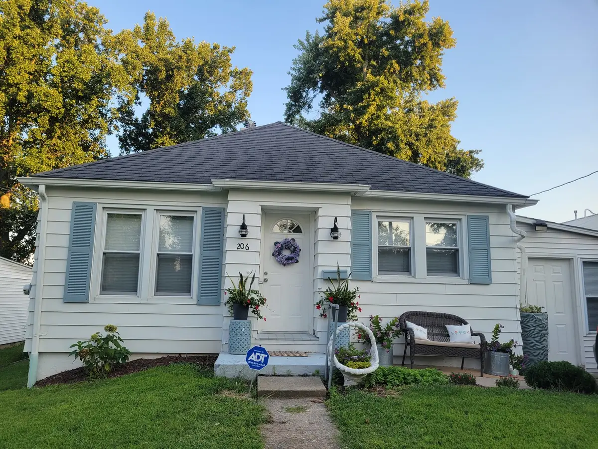 206 Freeman Street, Anna, IL 62906 - #1