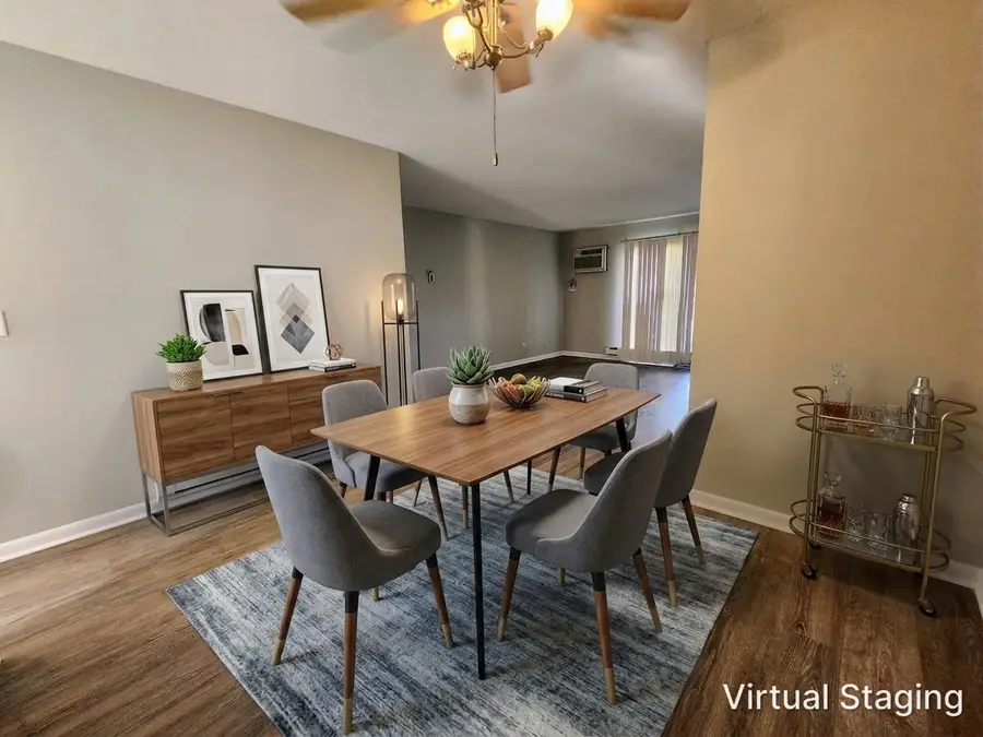 181 N Waters Edge Drive #202, Glendale Heights, IL 60139 - #2