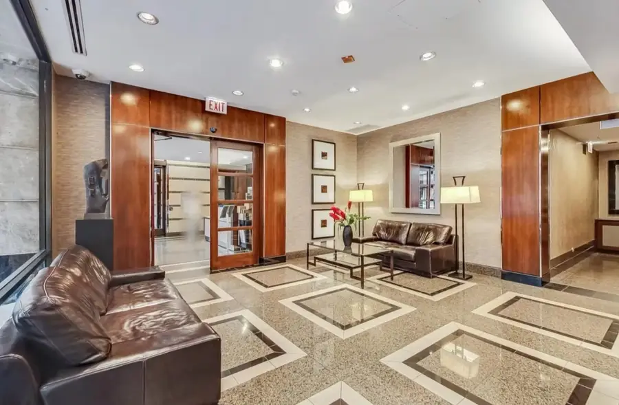 30 E Huron Street #4106, Chicago, IL 60611 - #3