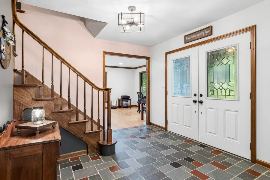 6N419 Ferson Woods Drive, Saint Charles, IL 60175 - #2