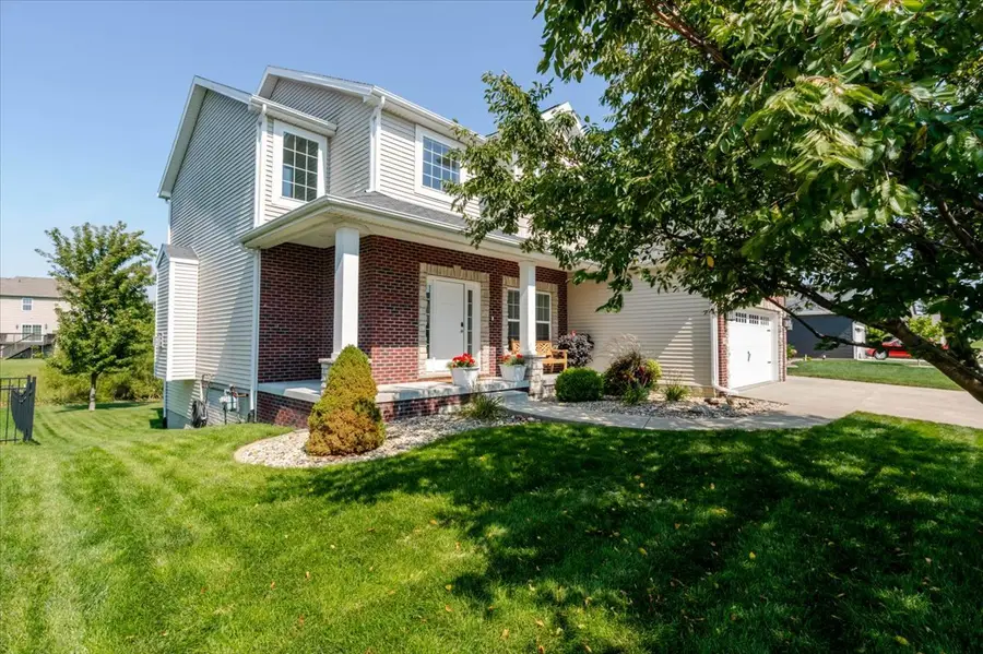 5808 Sugarberry Avenue, Bloomington, IL 61705 - #2