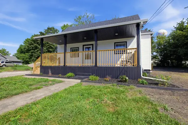 609 W Green Street, Newman, IL 61942