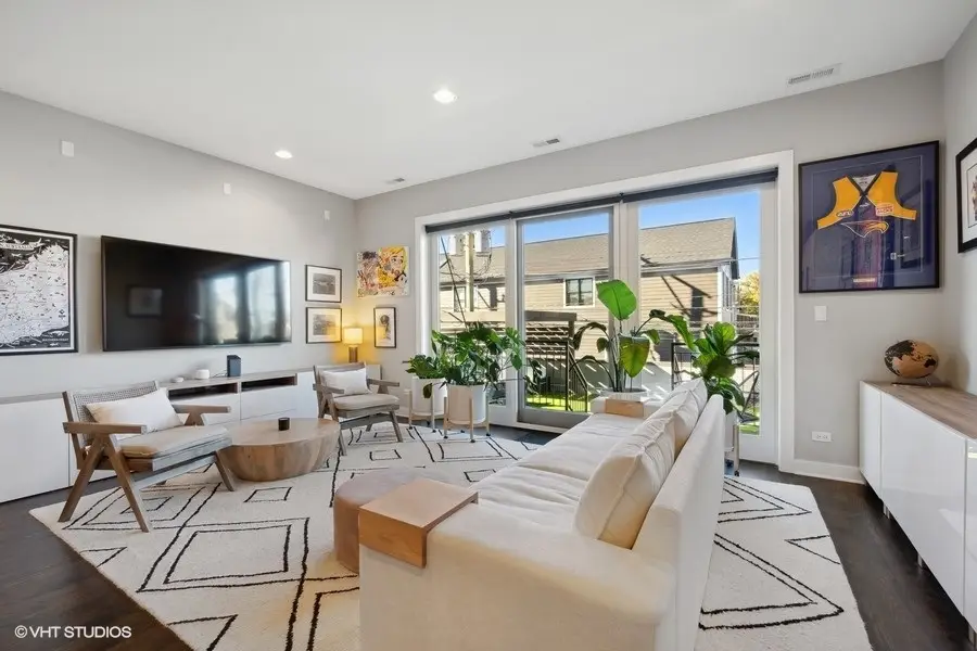 2550 W Fullerton Avenue #2D, Chicago, IL 60647 - #2