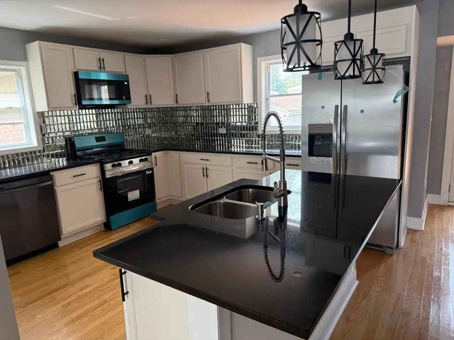 9748 S Ellis Avenue, Chicago, IL 60628 - #3