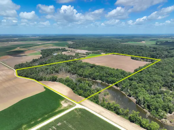 Address Withheld By Seller, Burnt Prairie, IL 62820