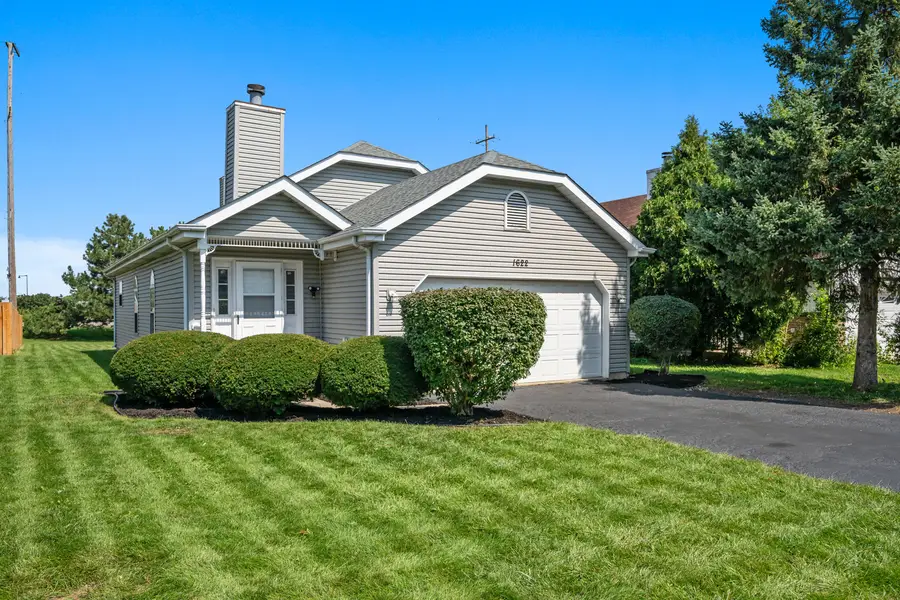 1622 Liberty Street, Hanover Park, IL 60133 - #2
