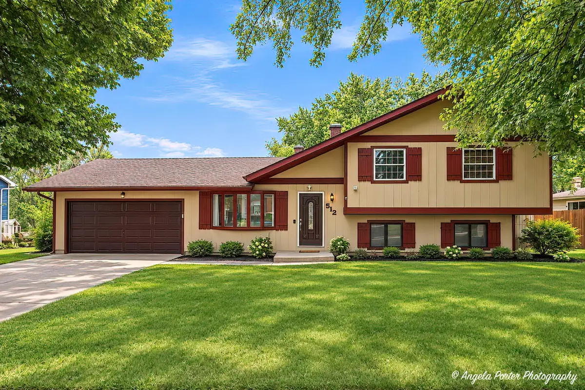 512 Silbury Court, McHenry, IL 60050 - #1
