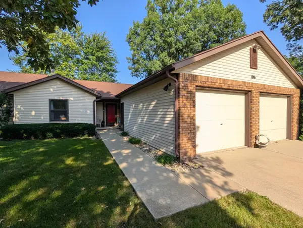 1016 Baxter Lane #1, Freeport, IL 61032