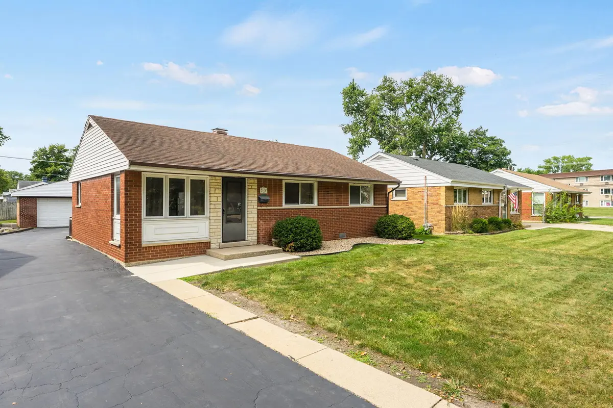 2808 S 10th Avenue, Broadview, IL 60155 - #1