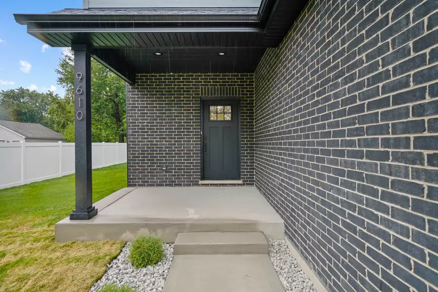 9610 W 57th Street, Countryside, IL 60525 - #2