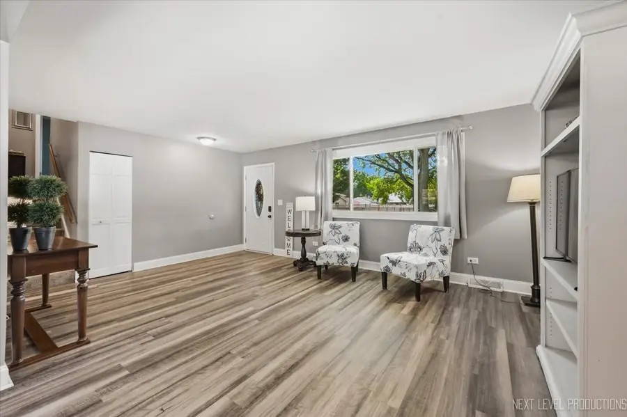 1612 Forrest Boulevard, Saint Charles, IL 60174 - #3