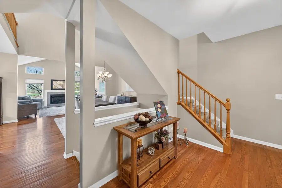 710 Juniper Lane, Lake In The Hills, IL 60156 - #2