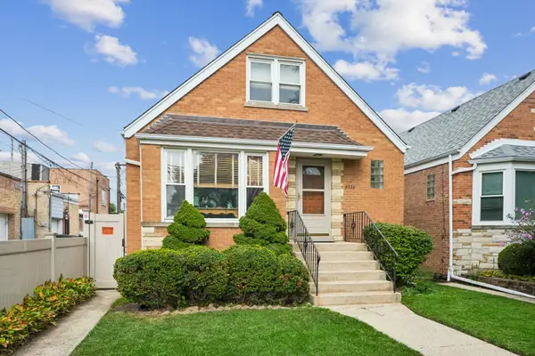 6228 W Huntington Street, Chicago, IL 60646